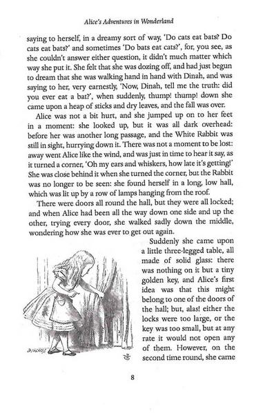 Alice's Adventures in Wonderland and Through the Looking Glass (Penguin English Library) 1031056 фото
