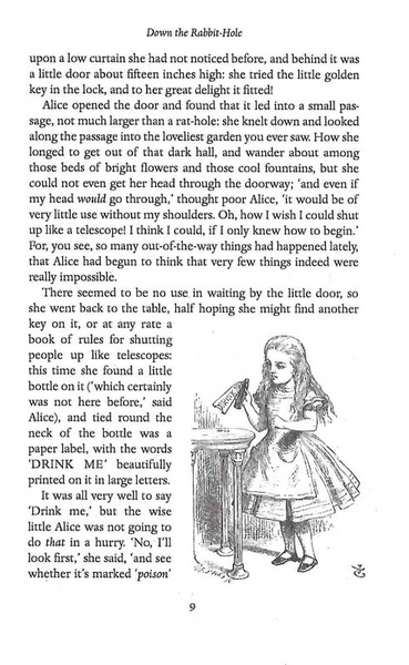 Alice's Adventures in Wonderland and Through the Looking Glass (Penguin English Library) 1031056 фото