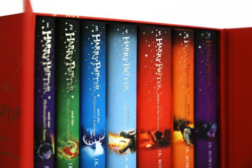 Harry Potter Box Set: The Complete Collection (Children&rsquo;s Hardback) 1023548 фото