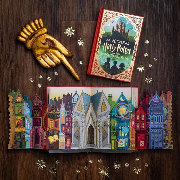 Harry Potter and the Philosopher&rsquo;s Stone: MinaLima Edition 1023555 фото